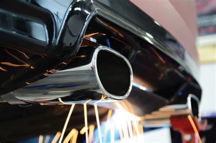 Are noisy car exhausts legal?