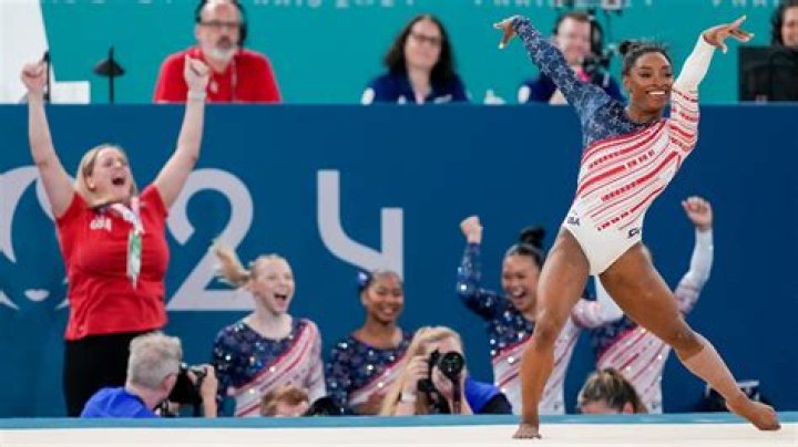 Are smaller gymnasts better?