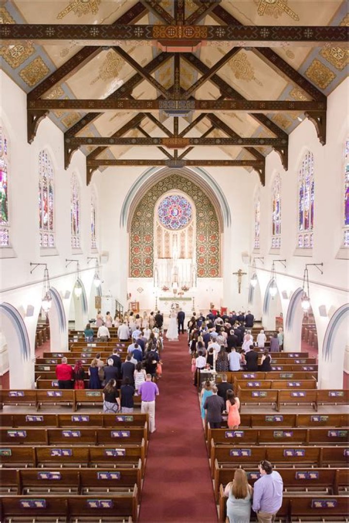 Can a Catholic priest own a house?