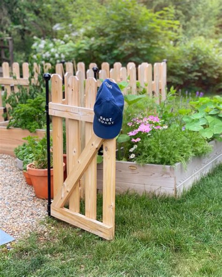 Can I dig fence post with shovel?