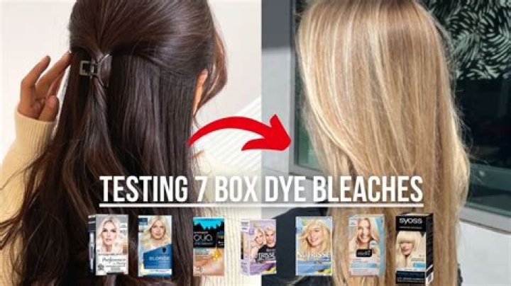 Can I use plastic gloves to bleach my hair?