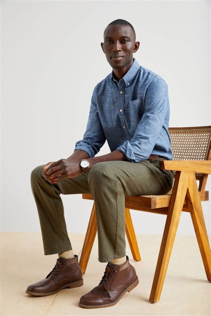 Can I wear my wig in the rain?