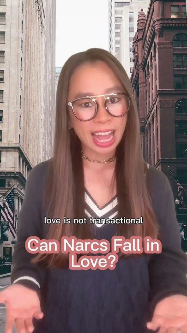 Can narcissists fall in love?