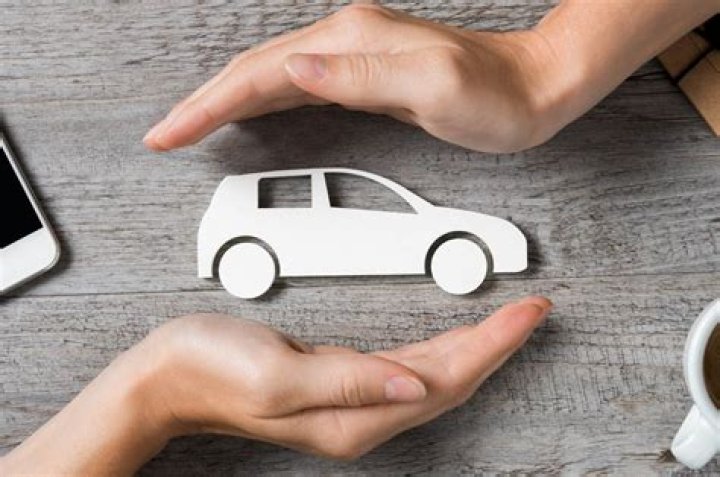 Can spouses share car insurance?