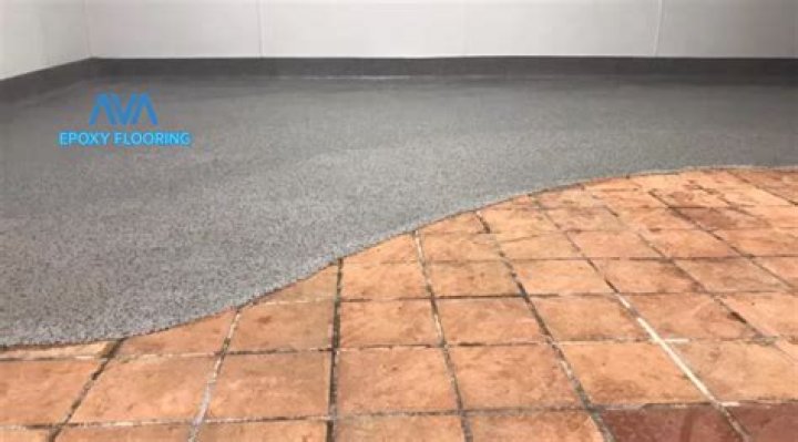 Can you apply epoxy over tile?