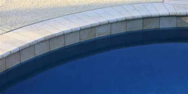 Can you install pool coping in the rain?