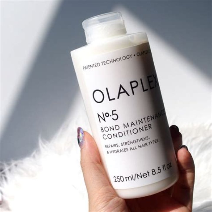 Can you use Olaplex 5 on its own?