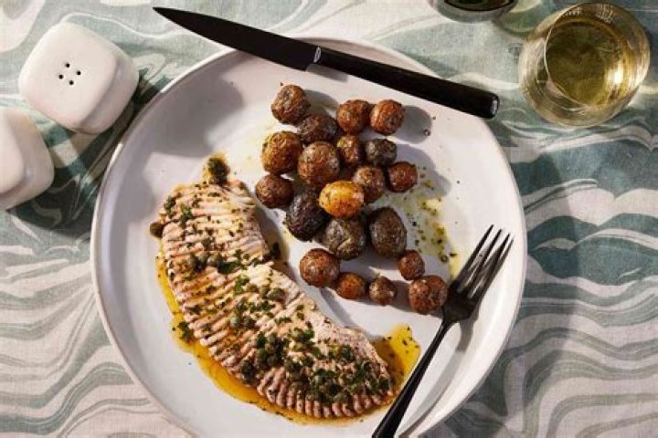 Do scallops taste like white fish?
