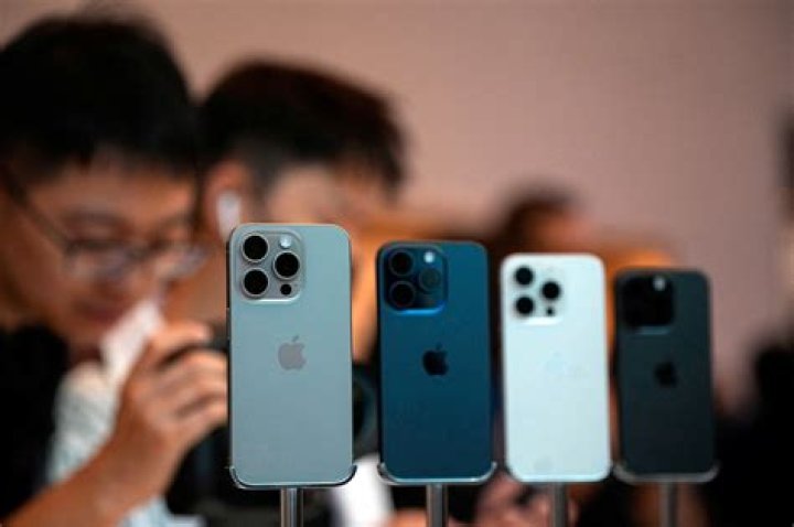 Do US iPhones work in China?