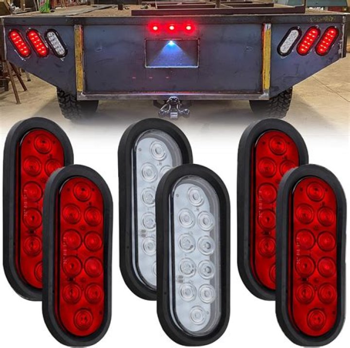 Do you need brake lights on a trailer?