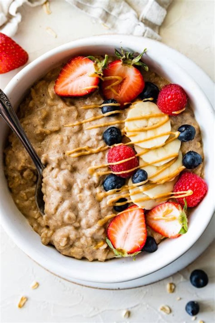 Do you put butter in oatmeal?