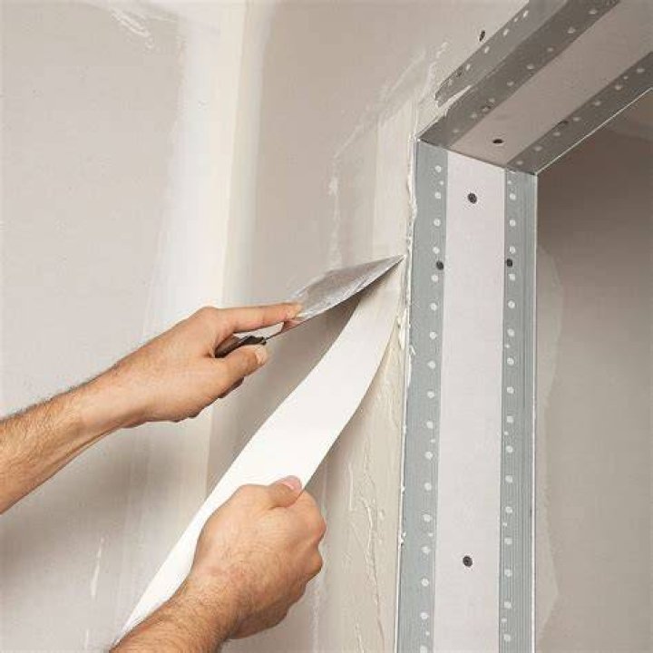 Do you tape Tyvek seams?