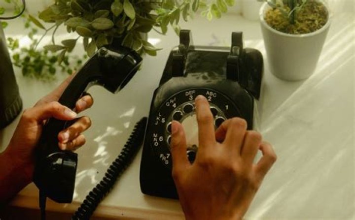 Does anyone still use rotary phones?