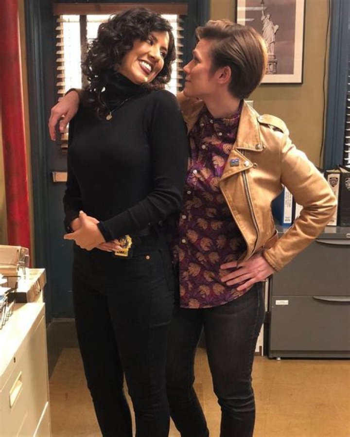 Does Rosa break up with Jocelyn?