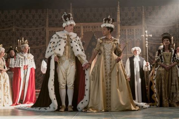 Does the Queen like cats?