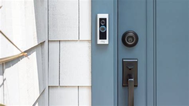 Does the Ring doorbell Ring inside the house?