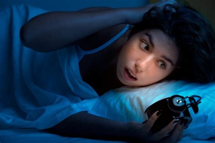 Does waking up at night ruin sleep?