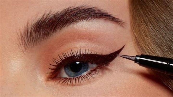 Does wearing eyeliner make you look older?