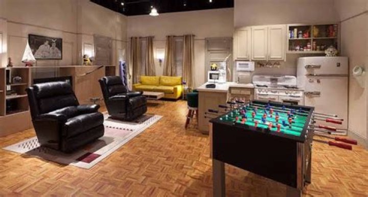 How did Chandler afford his apartment?