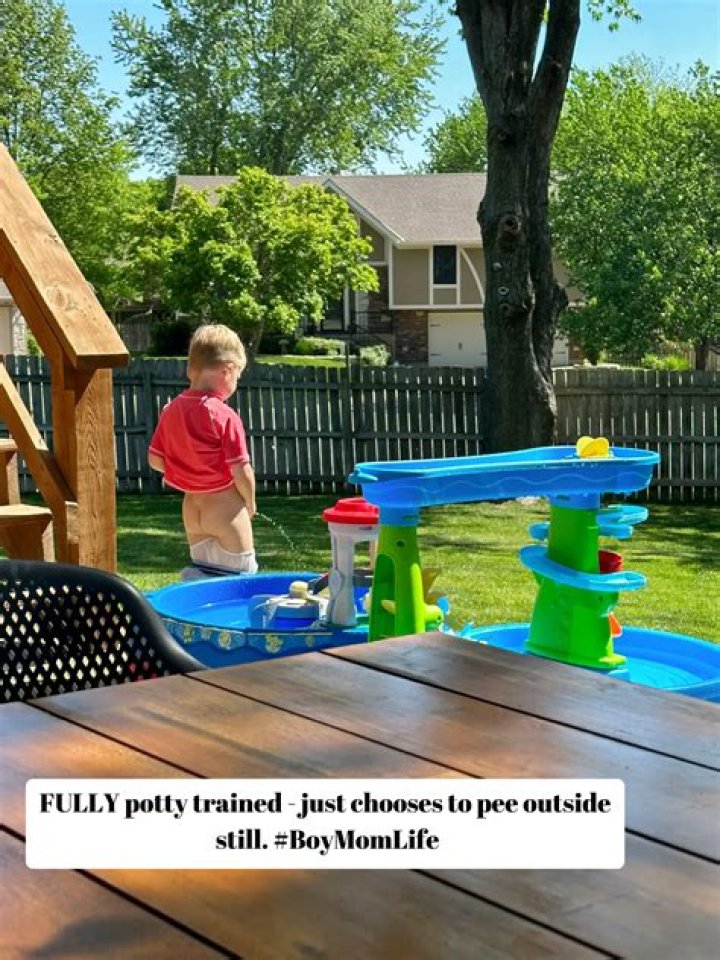 How do you get toddler to tell you they need to potty?