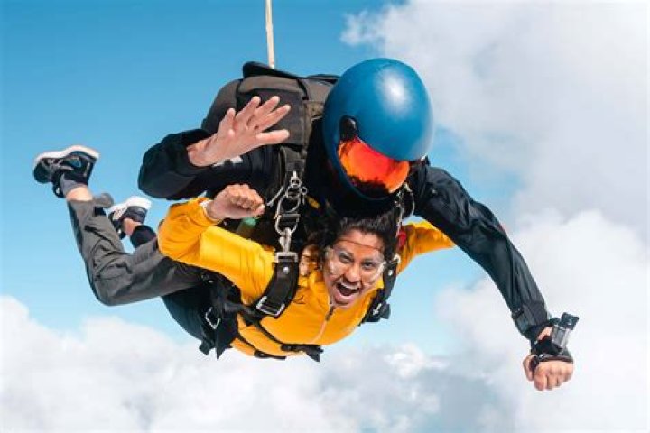 How do you prepare for skydiving?