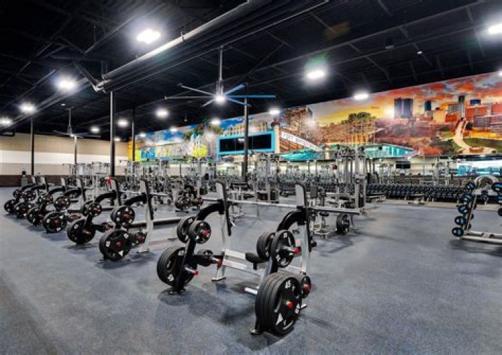 How do you say EOS gym?