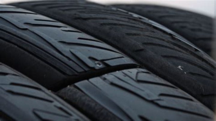 How hot are F1 tire warmers?