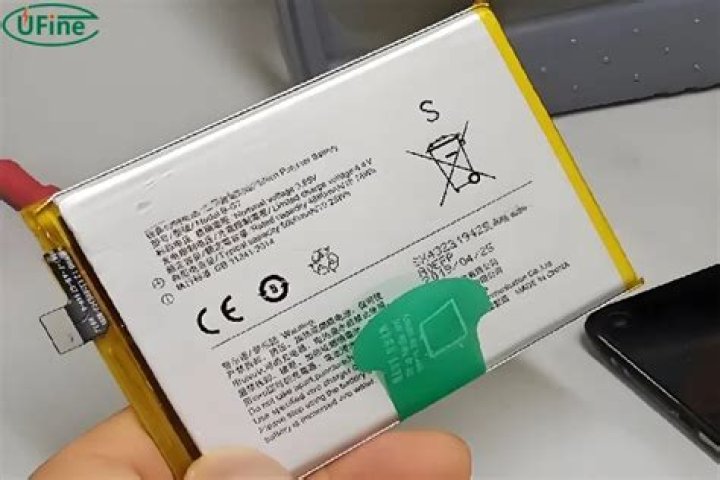 How long does a 7040 mAh battery last?