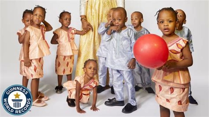 How many kids were born in the year 2006?