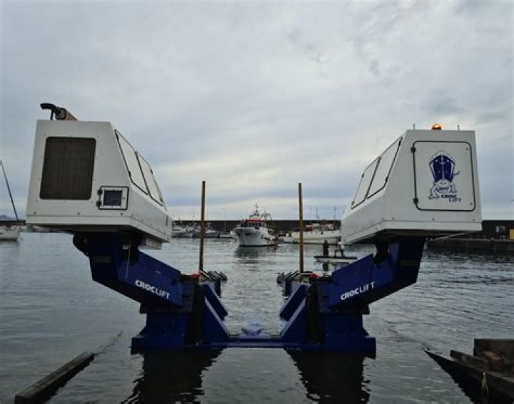 How many tons can Killer Croc lift?