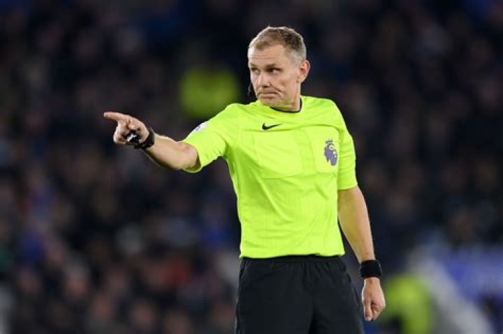 How much do Big 10 football referees make?