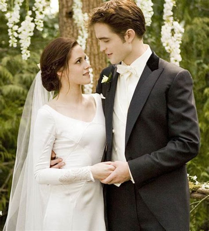 How old was Bella when she got married?