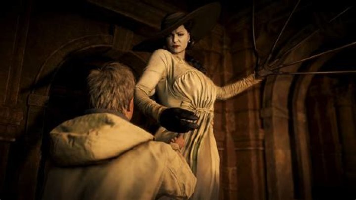 How strong is Lady Dimitrescu?