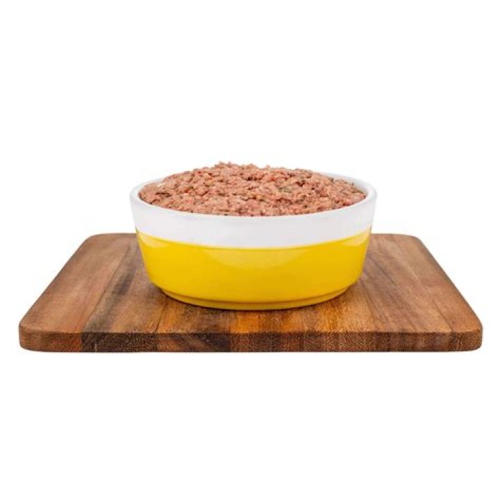 Is chicken or beef better for dogs?