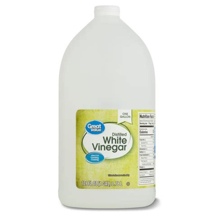 Is distilled white vinegar good for cooking?