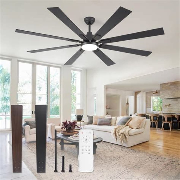 Is it cheaper to run a ceiling fan or a box fan?