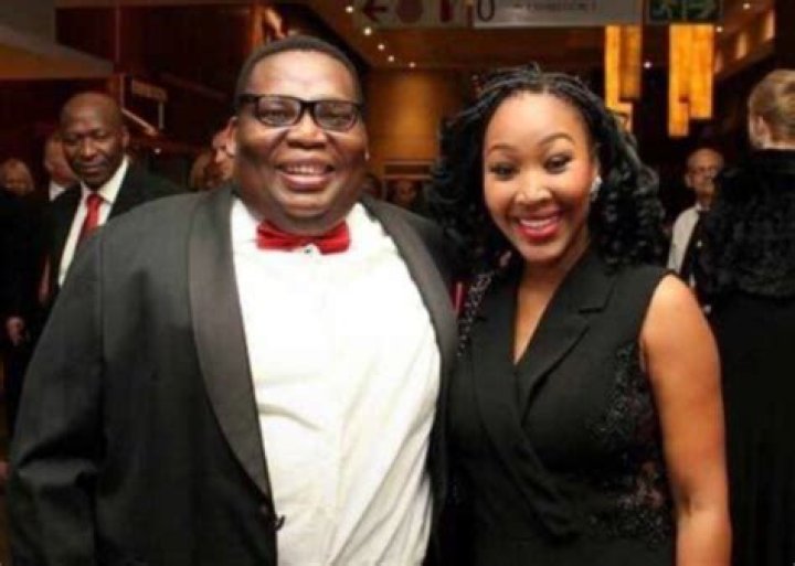 Is Mrs Mops still married?