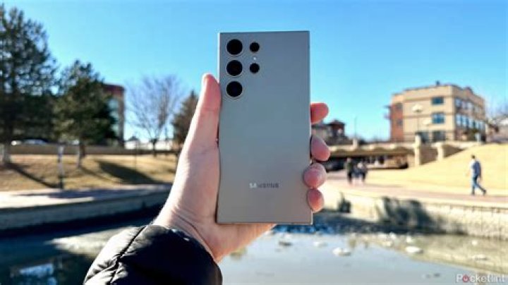 Is Samsung deleting my photos?