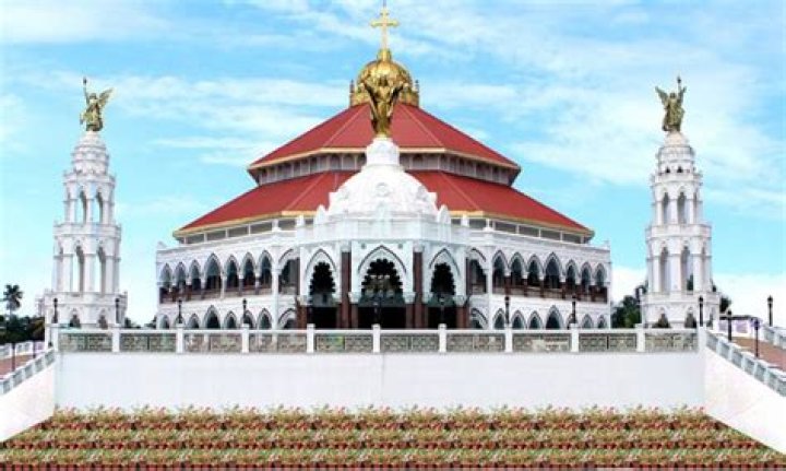 Is the Catholic Church the largest landowner in the world?