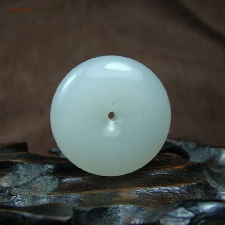 Is white jade rare?
