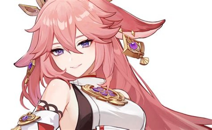 Is Yae Miko or Fischl better?