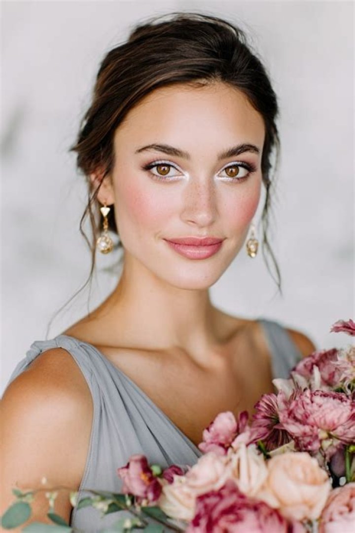 Should I get my makeup done as a bridesmaid?
