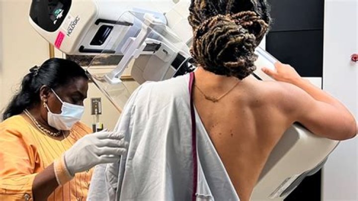 Should male doctors do breast exams?