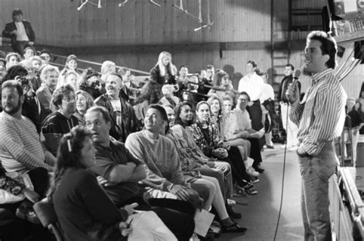 Was Seinfeld filmed in front of an audience?