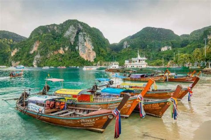 What are Thailand famous for?