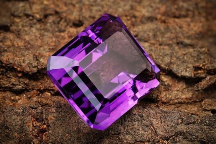 What diamond is purple?