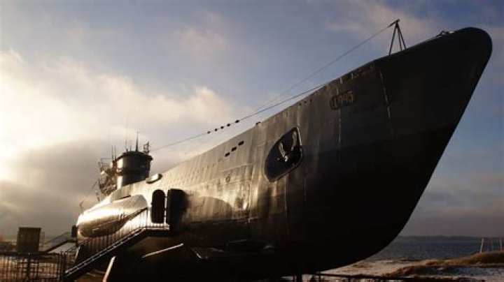 What did ww2 submariners eat?