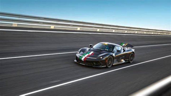 What does a 2020 Hellcat run in a quarter-mile?