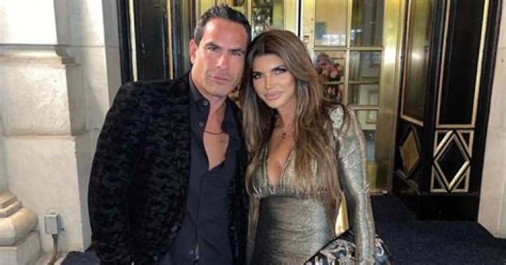 What does Luis Ruelas do for a living?