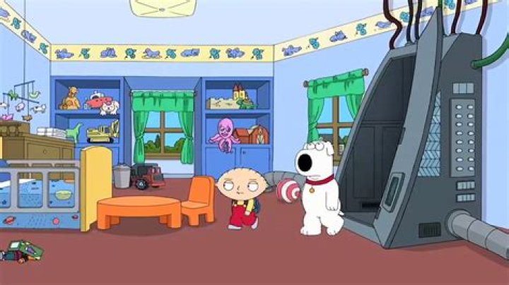 What episode does Stewie's head change?